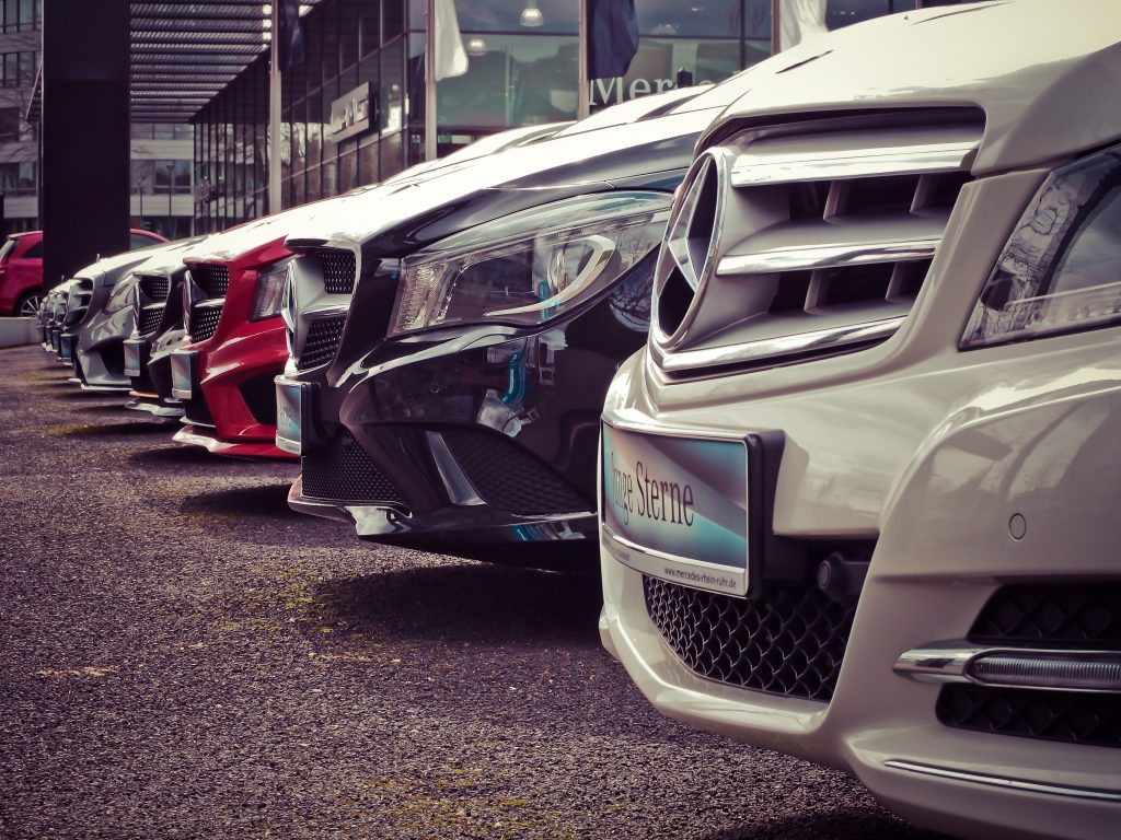 modelos de carros mais econômicos